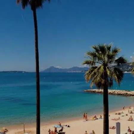 Superbe 3P Boheme, Juan Les Pins, Jardin, Calme Et Proche De La Mer *